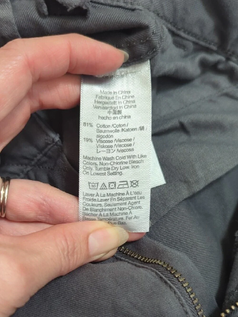 Madewell Relaxed Cargo Pants, Color Dark Gray Size 25